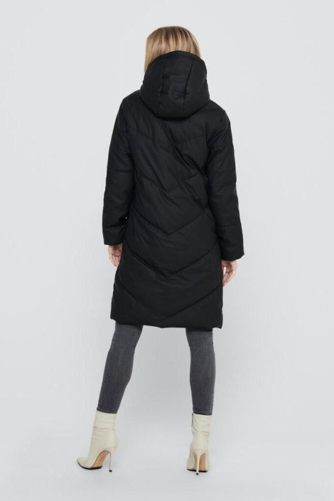 Jacqueline de Yong jdyulrikka water rep puffa otw noos